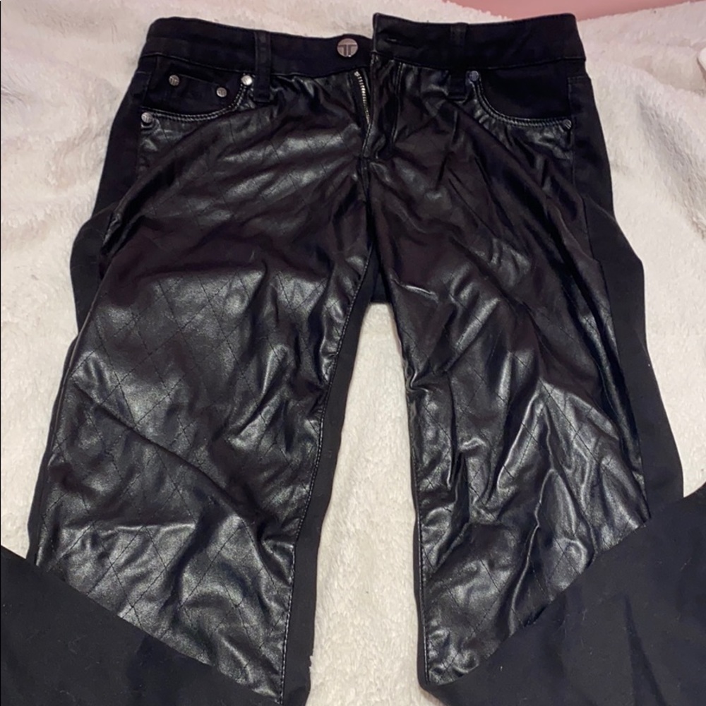 Patterned jeans